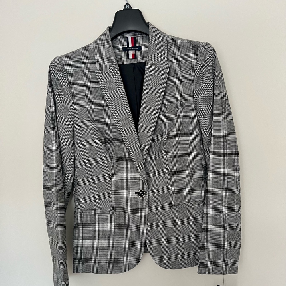New with tags Tommy Hilfiger plaid jacket